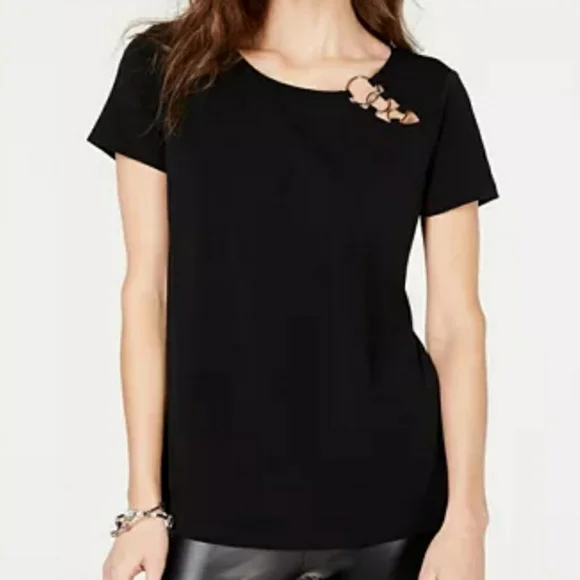 NWOT Black Tee. Silver Ring. Elegant Sexy - Picture 2 of 10